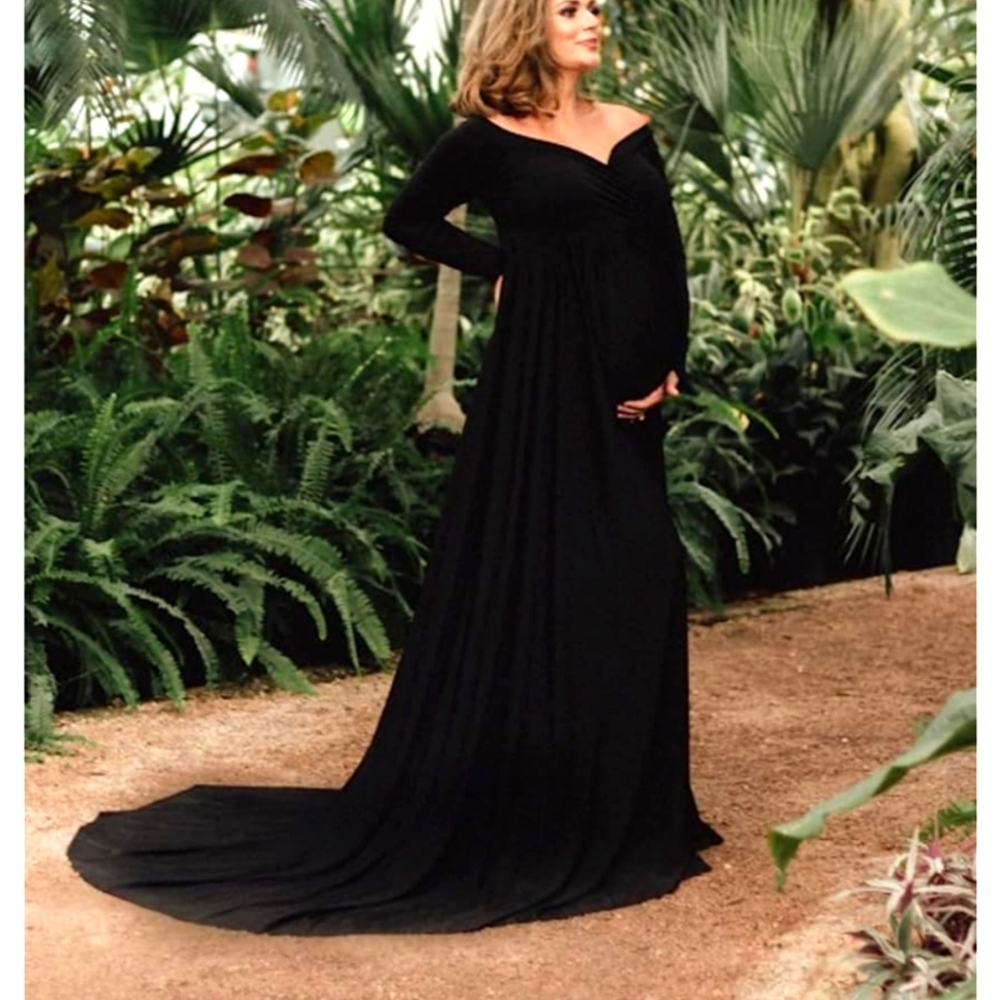 Black Maternity photos dress